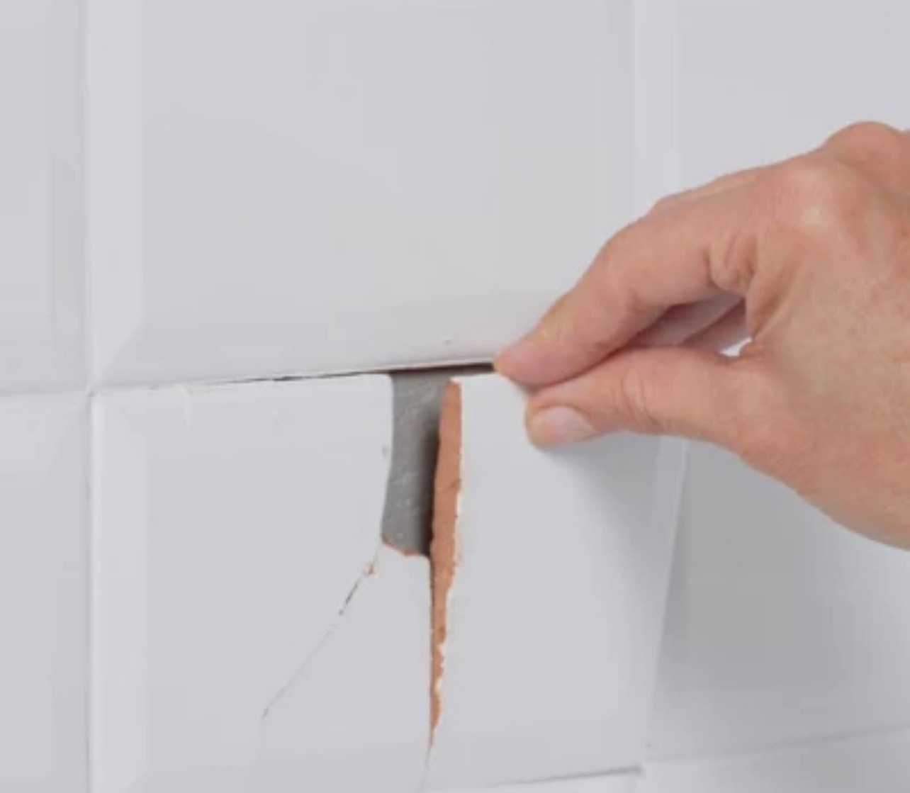 Cracked tile repair in a commercial Ottawa space